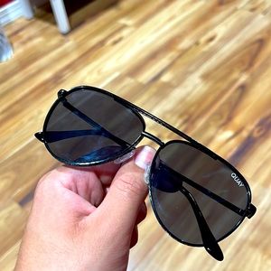 Black medium size frame aviator sunglasses with subtle star details